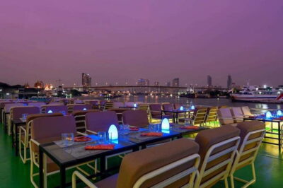 Bangkok: Royal Princess River Dinner Cruise with Live Music - Sunset vs Dinner: choose based on what you really want