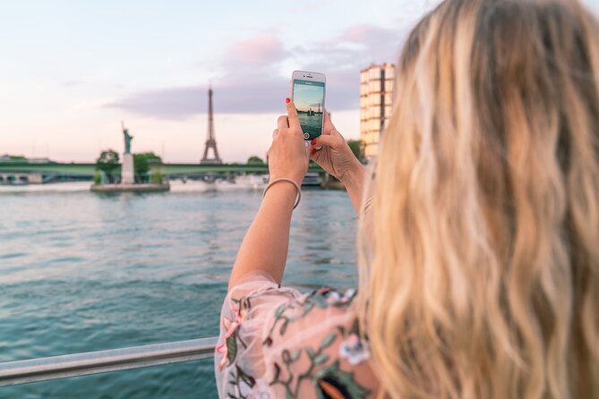Bateaux Mouches Sightseeing Cruise on the Seine River in Paris - Timing Tips: Sunset Cruises Can Be Worth It