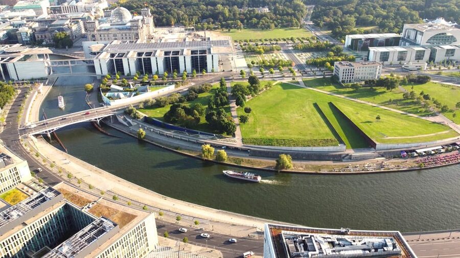 Berlin: Sightseeing Boat Tour on the Spree for Families - Price and value: $37 for 90 minutes makes sense for families