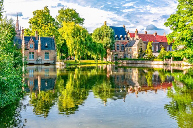 Best Bruges Shore Excursion including Deluxe Canal Cruise - Markt Free Time: Chocolate, Shopping, and the Real Bruges Vibe