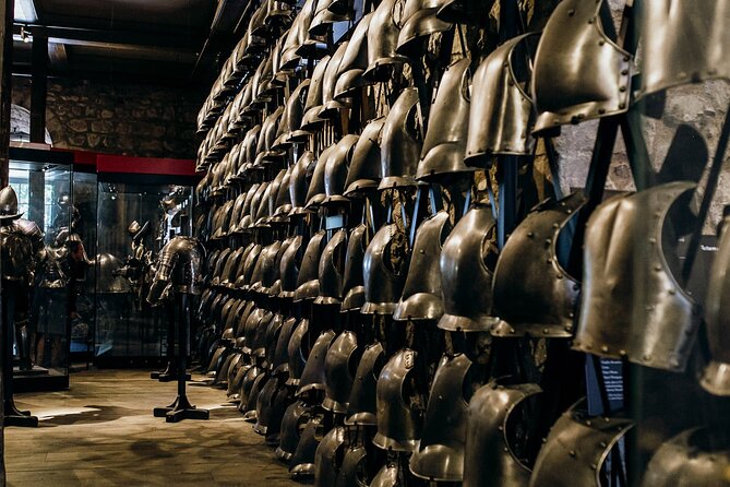 Best of London Tour - Crown Jewels, River Cruise & History Walk - How guides can shape the experience (and why the small group helps)