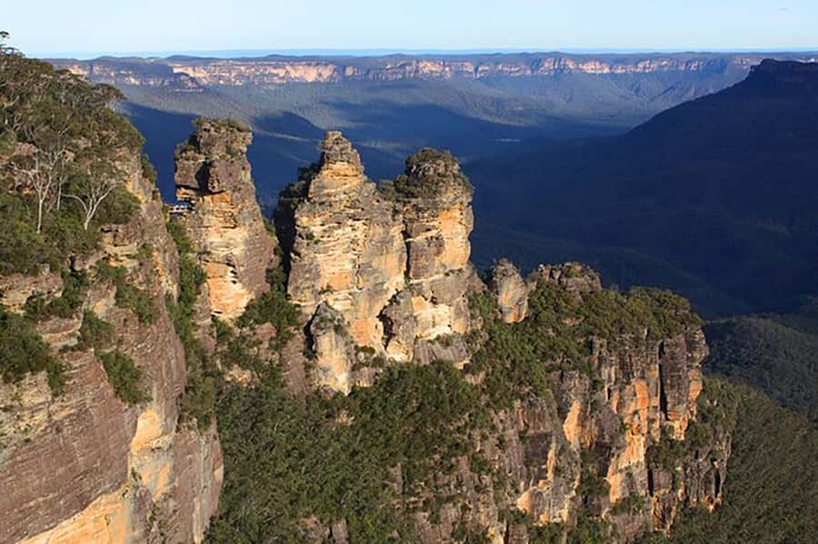 Blue Mountains: Private Tour with Wildlife and River Cruise - A private Blue Mountains day with wildlife and iconic views