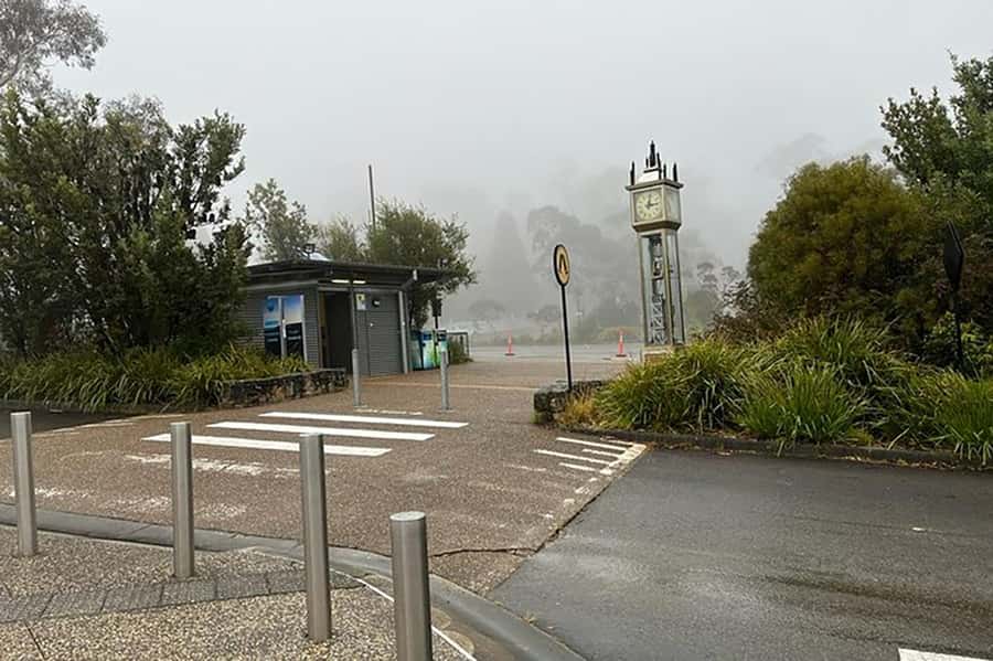 Blue Mountains: Private Tour with Wildlife and River Cruise - Featherdale Wildlife Park: koalas and kangaroos without the pressure