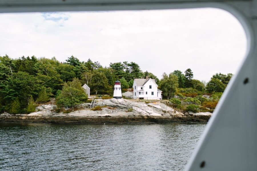 Boothbay Harbor: Spectacular Kennebec River Cruise - Keeping warm (and sane) when the river turns rough