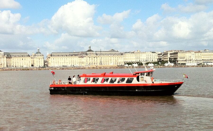 Bordeaux: River Cruise with Commentary, Wine and Canelé - Should You Book This Bordeaux River Cruise?
