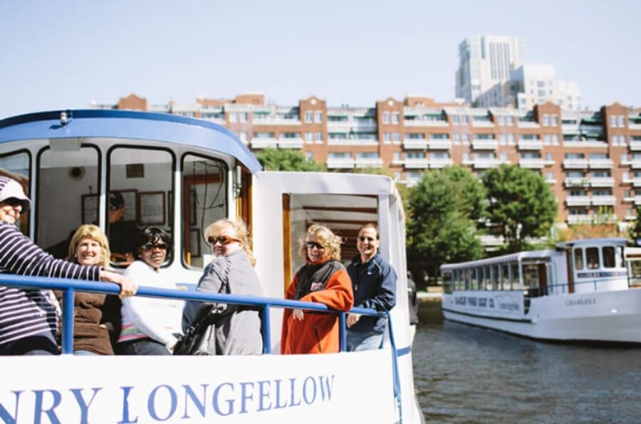 Boston: Charles River Sightseeing Cruise - What you’ll actually see in 70 minutes along Beacon Hill and the Esplanade