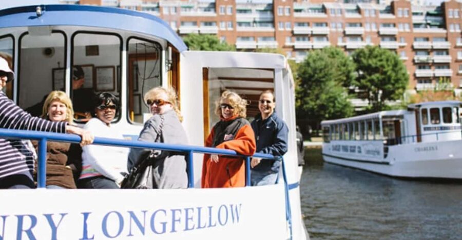 Boston: Charles River Sightseeing Cruise - Getting to the boat at CambridgeSide Mall without wasting time