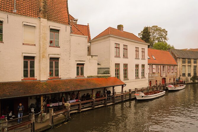 Bruges Guided Day Trip with Canal Cruise Option and Hotel Pickup - Markt Square and the Belfry: Where Bruges Feels Like It’s Alive
