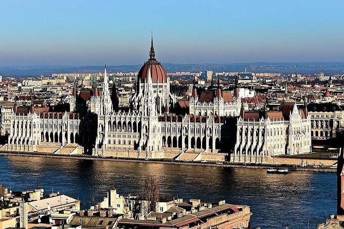 Budapest: 3-Hour Live-guided Bus Tour and 1-hour River Cruise - Danube cruise from Dock no. 6 (MAHART): what to expect