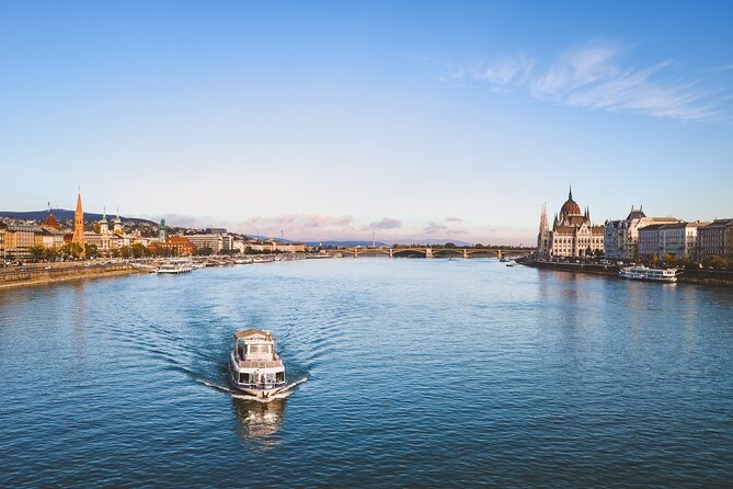 Budapest Danube River Cruise with Old Town Walking Tour - The Danube Views: Parliament, Chain Bridge, Gellért Hill, and More