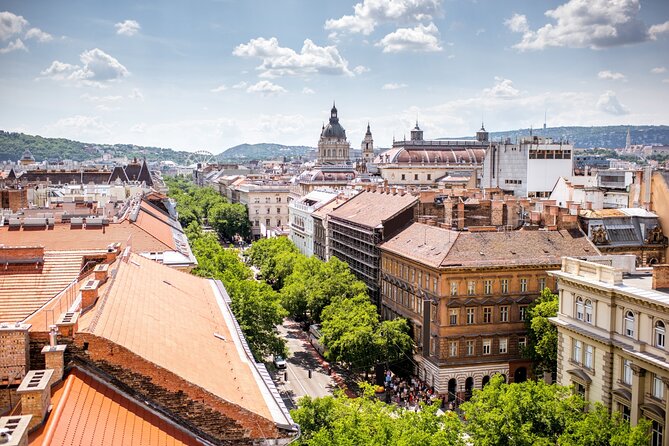 Budapest Danube River Cruise with Old Town Walking Tour - Group Size and Pace: What It Feels Like Day-to-Day
