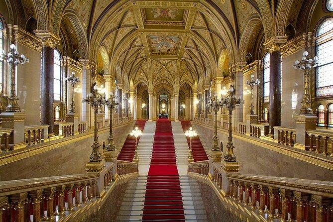 Budapest Parliament Audio Guide Tour with Danube Cruise - What the Audio and Commentary Adds (and What It Can’t)