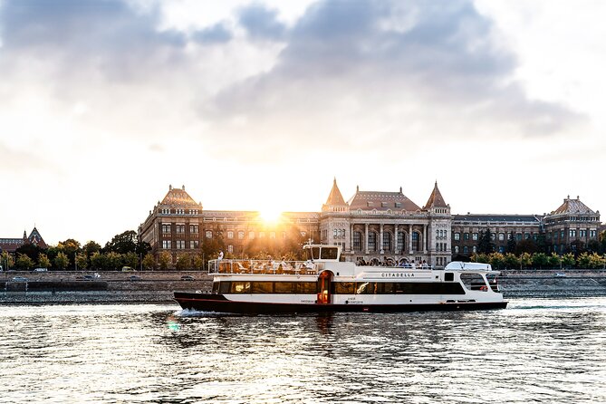 Budapest River Cruise with 1 Free Tokaj Frizzante and Audio Guide - When to cruise: sunset, then lights