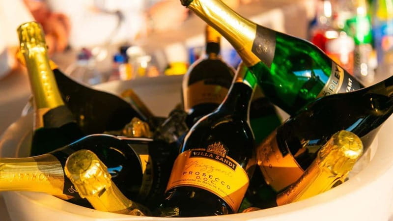 Budapest: Sip and Sail River Cruise with Unlimited Prosecco - How the Danube Sunset Cruise Feels After Boarding