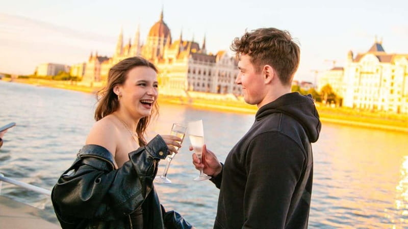 Budapest: Sip and Sail River Cruise with Unlimited Prosecco - Boarding at Akadémia Dock 2: Timing, Location, and Photo Plan