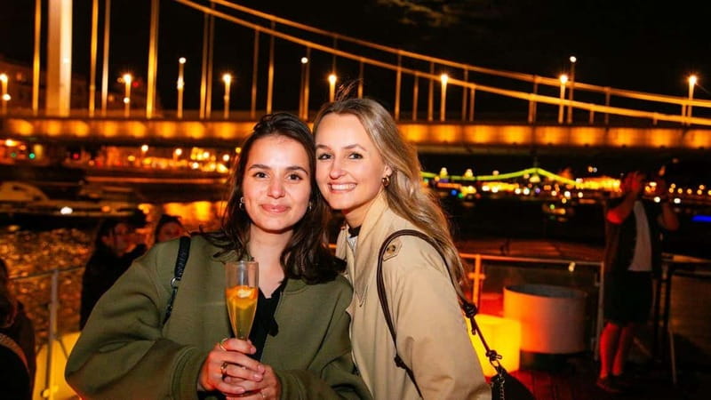 Budapest: Sip and Sail River Cruise with Unlimited Prosecco - The Route: From Parliament Lights to Buda Castle and Back Again