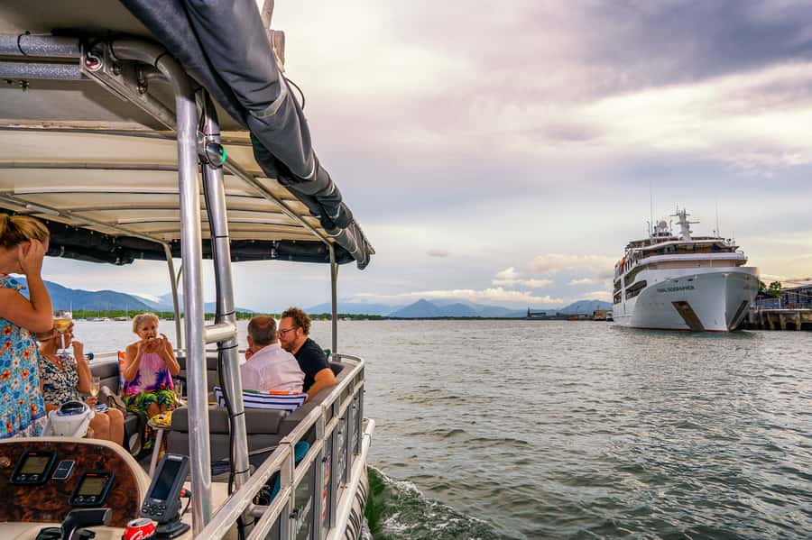 Cairns: Sunset River Cruise with Snack and Drinks - What to bring for comfort (and better photos)