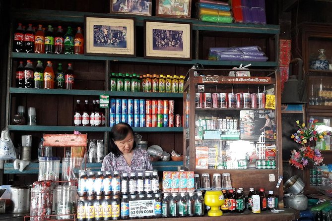 Chachoengsao Day Trip Including Bang Pakong River Cruise from Bangkok - Early pickup and the ride past rice paddies