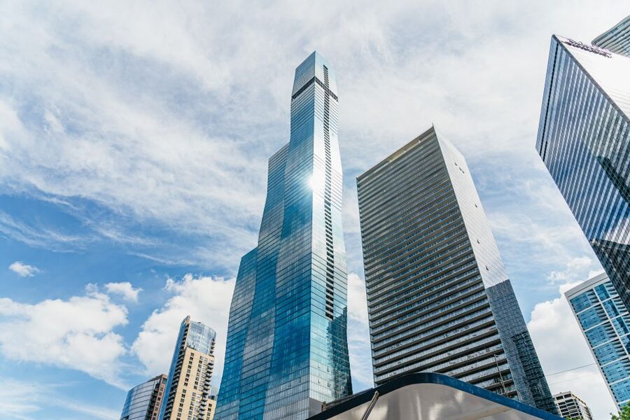 Chicago: 45-Minute Family-Friendly Architecture River Cruise - Live narration that keeps kids engaged (and adults paying attention)