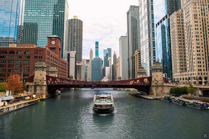 Chicago Architectural River Cruise - The Chicago River story: fire, steel, and the rise of modern skyscrapers
