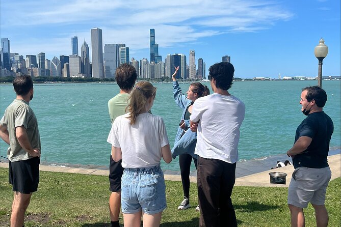 Chicago Luxury Minibus City Tour and Architecture River Cruise - Getting oriented: Museum Campus, then Cloud Gate on foot