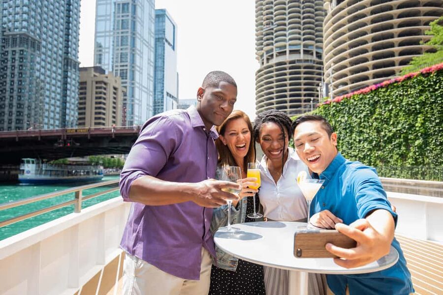 City Cruises Chicago: Brunch, Lunch, or Dinner River Cruise - What to Bring, What Not to Wear