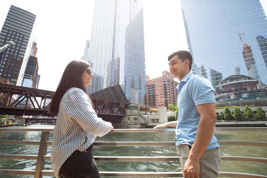 City Cruises Chicago: Brunch, Lunch, or Dinner River Cruise - Drinks and the Cash Bar: Budgeting the Fun Part