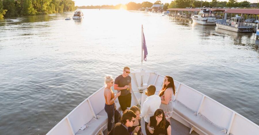 City Cruises Sacramento: Cocktail River Cruise - Key highlights worth your attention