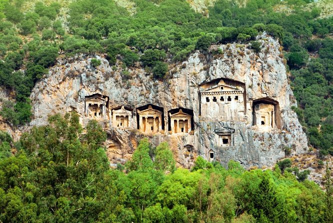 Classic Dalyan River Cruise, Rock Tombs, Mud Bath & Iztuzu Beach - Rock Tombs and Caunos: short stops with big photo potential