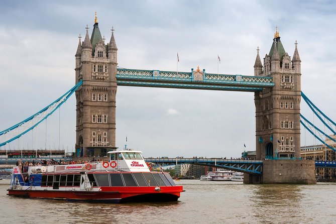 Combi Ticket: Westminster Walking Tour, River Cruise & The Shard - Thames River cruise: the payoff view between London’s bridges