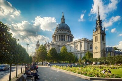Crown Jewels of London Tour with River Cruise - Tower of London and Crown Jewels: What You Should Actually Look For