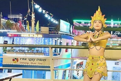 Da Nang: Han River Cruise by Night with Dance Performance - City lights you’ll pass: Sunworld Wheel, bridges, and Love Lock Bridge