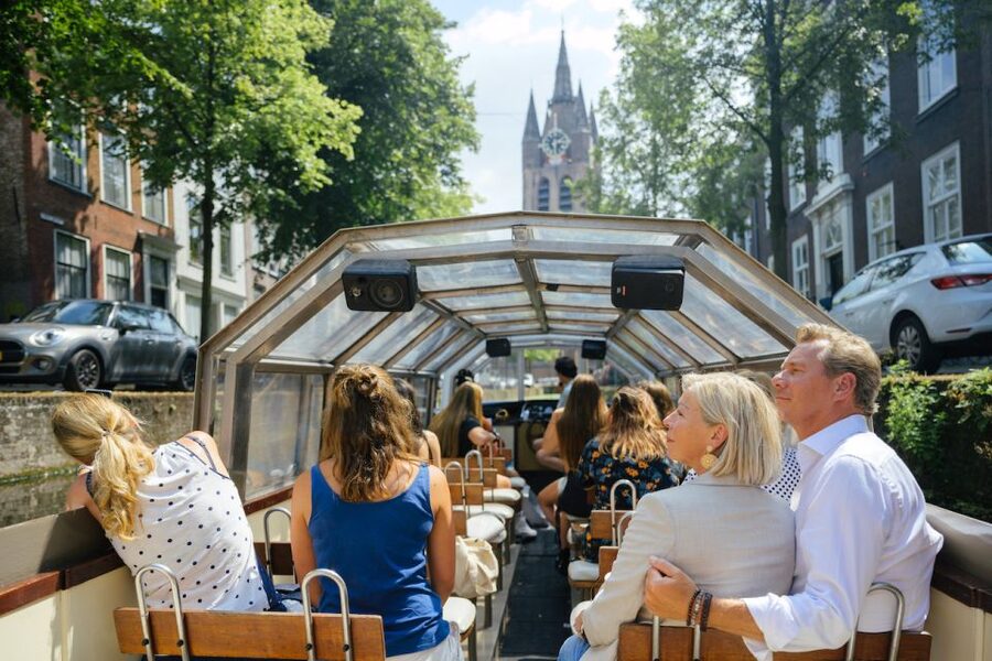 Delft: Canal Cruise with Guided Commentary - Why Delft From the Water Works So Well in 45 Minutes