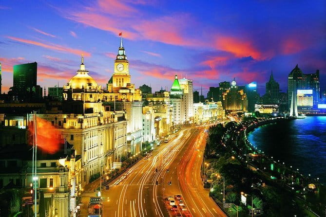 Din Tai Fung Dinner and VIP Class River Cruise Experience in Shanghai - Price and Logistics: Is $173.50 Per Person Actually Good Value?