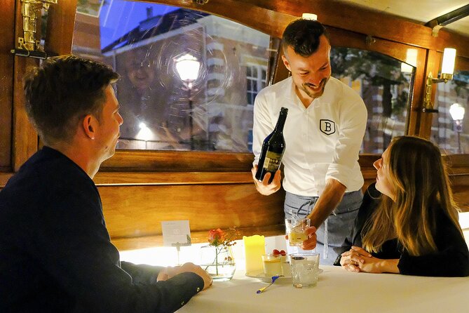 Dinner Canal Cruise Amsterdam: 3-Course Dinner Included - Key points before you board