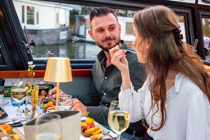Dinner Canal Cruise Amsterdam: 4-Courses Including Drinks - The Canal Route After Boarding: UNESCO Ring Views, Skinny Bridge, and the Jordaan