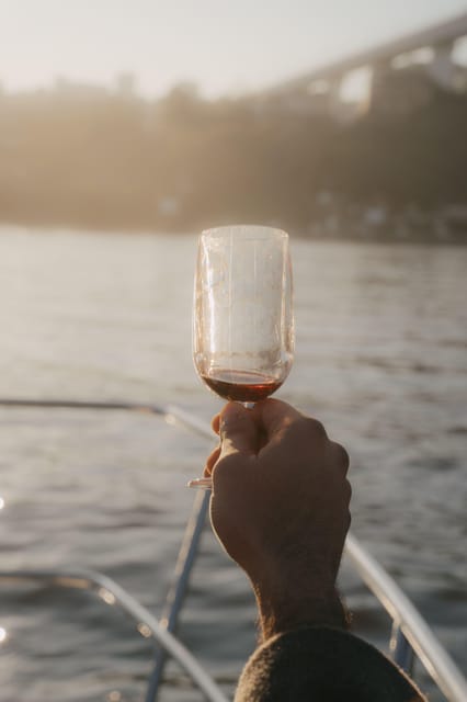 Douro River Cruise with Cheese & Tonic Porto in a Sailboat - Practical tips so your cruise stays smooth