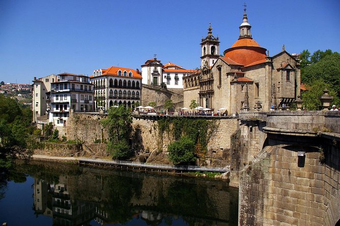 Douro Valley Tour: Wine Tasting River Cruise and Lunch from Porto - Pinhão’s Golden River stop: the photo break that actually helps