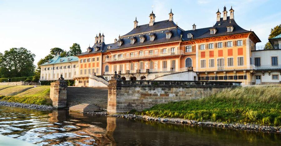 Dresden: Elbe River Cruise to Pillnitz Castle - A 3-hour Elbe cruise that shows Dresden from the water