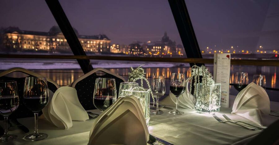 Dresden: Evening River Cruise with Dinner - A 3-hour Elbe night cruise that turns dinner into scenery