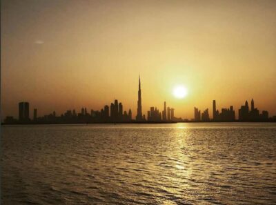 Dubai: Private Creek Harbour and Water Canal Cruise - Choosing 1.5 hours vs 2 hours for better photos and night lighting