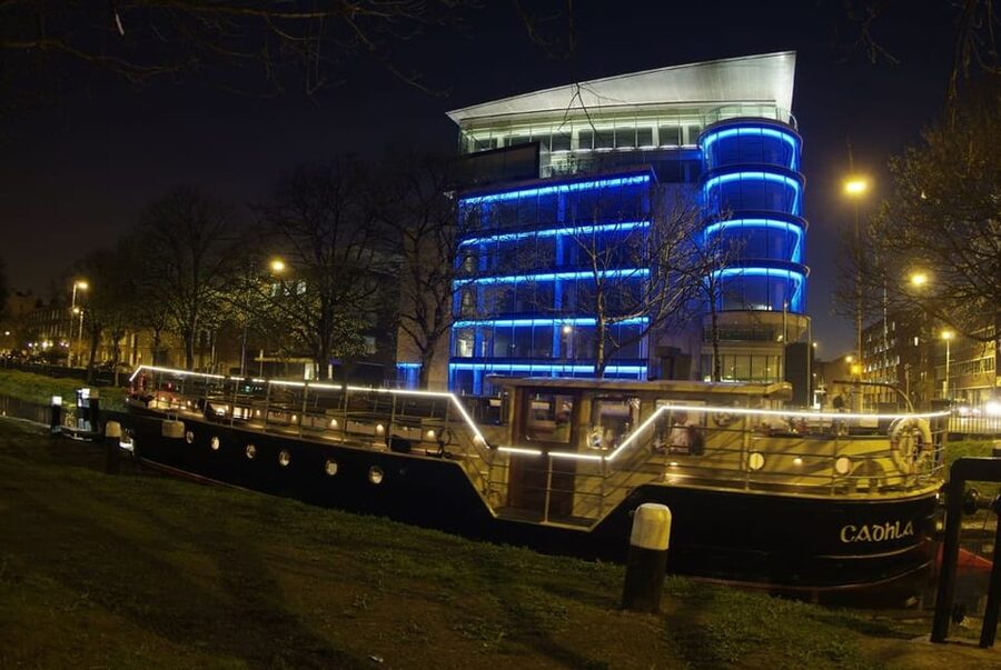 Dublin: Grand Canal Cruise with Dinner - A slow canal evening built around dinner