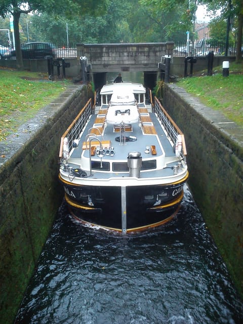 Dublin: Grand Canal Cruise with Dinner - Drinks, price, and what you’ll actually spend