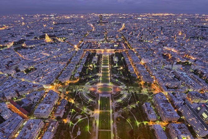 Eiffel Tower and City Tour by Bus with Seine River Cruise Option - Night coach loop past Concorde, Champs-Élysées, Invalides, and Montmartre