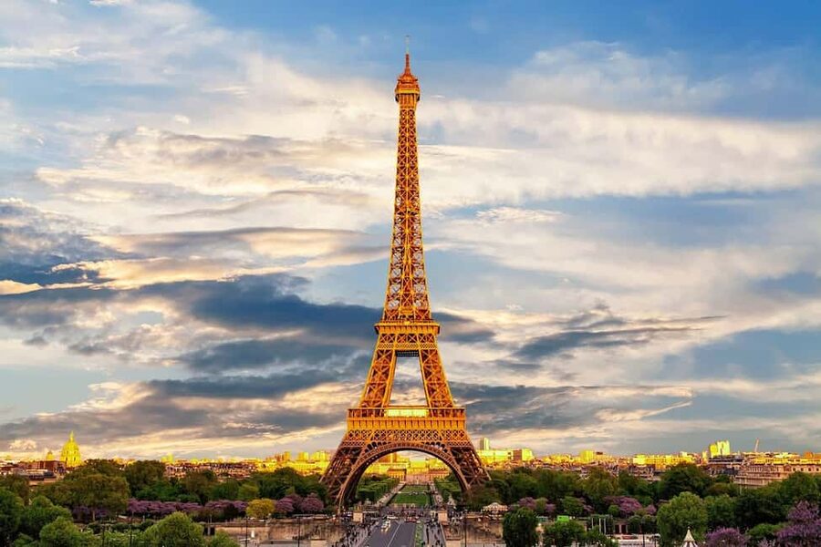 Eiffel Tower Guided Tour & Seine River Cruise - Eiffel Tower Basics With a Local Guide (Before You Ride Up)