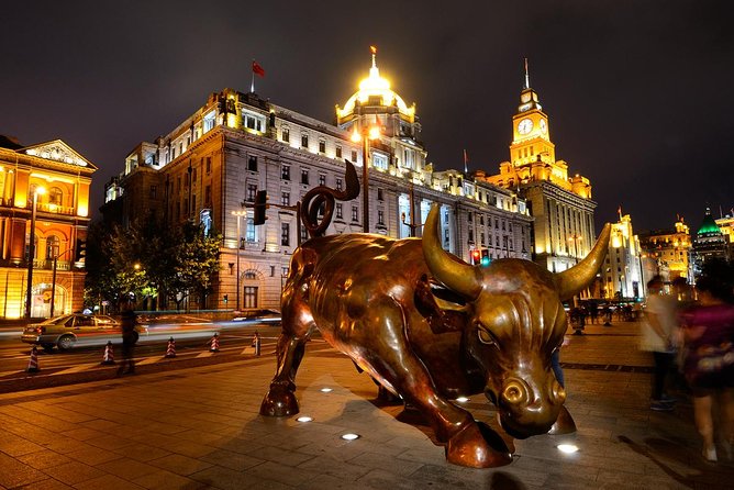 Evening Thai Dinner and Huangpu River Cruise in Shanghai - What to Bring for a Smooth Night on the Water