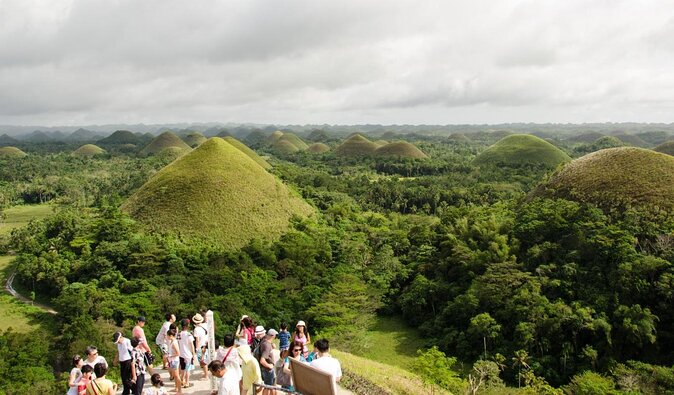 Famous Bohol Chocolate Hills Loboc River Cruise Tarsier Tour - Key things to know before you go