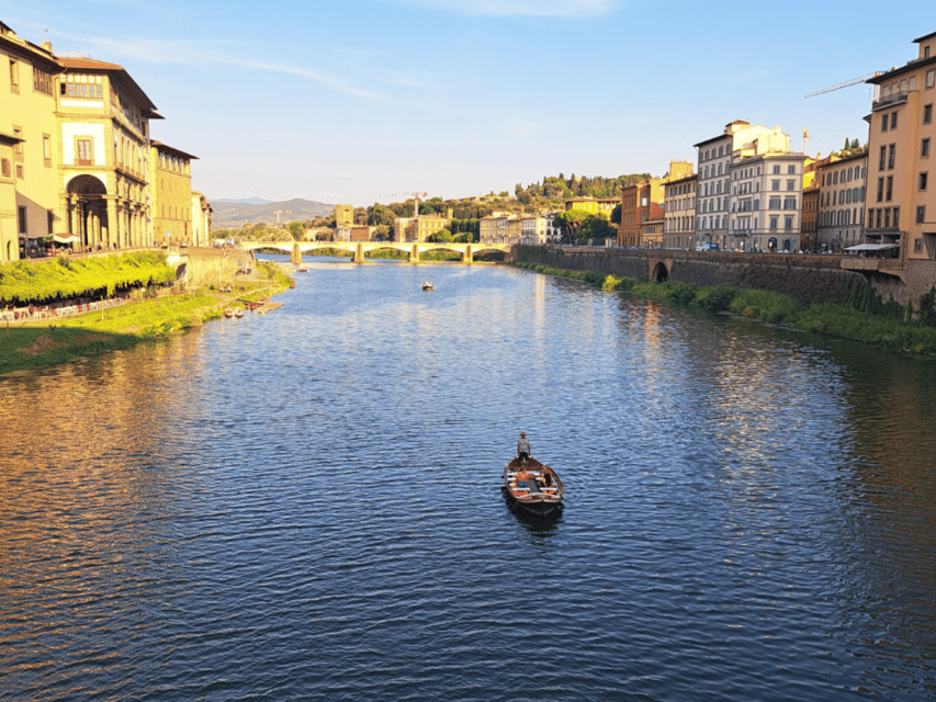 Florence: Authentic Barchetto River Cruise with Wine & Guide - The Human Touch: Live Commentary That Makes Bridges Click