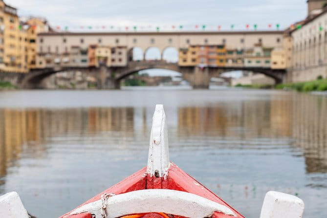Florence River Cruise on a Traditional Barchetto - Corsini Palace, Santa Trinita Bridge, and Other Stops That Add Depth