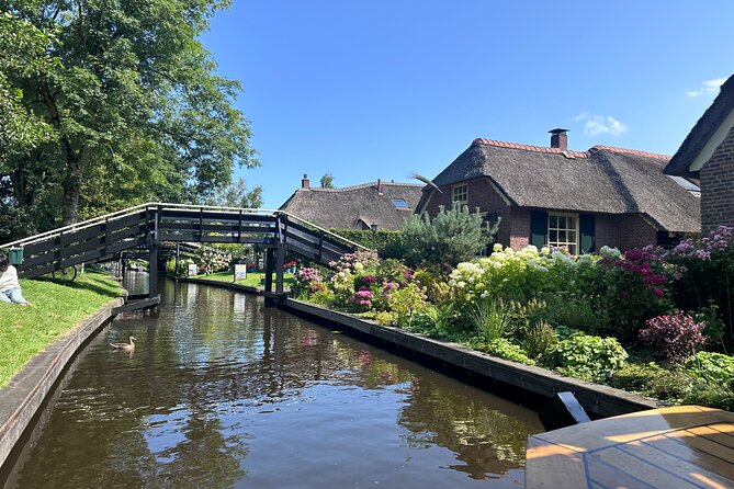 From Amsterdam: Giethoorn Day Trip with Canal & Village Tour - A Small-Group Day Trip with Big-Name Views